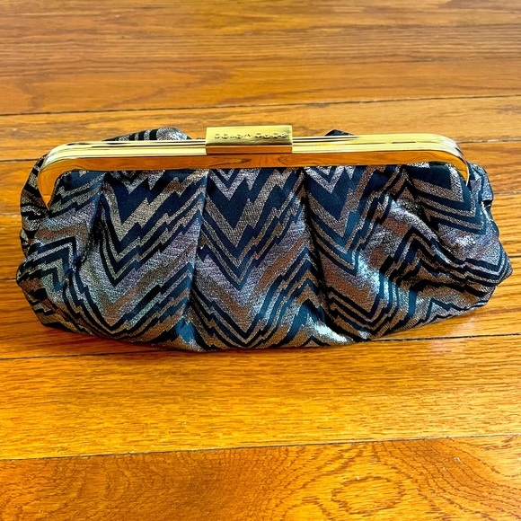 Trina Turk Evening Bag. NWOT - Picture 3 of 3
